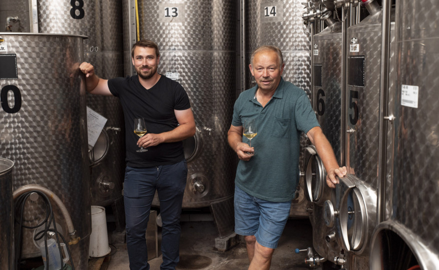 Schäfers Weingut -  Natur. Heimat. Familie. Qualität.